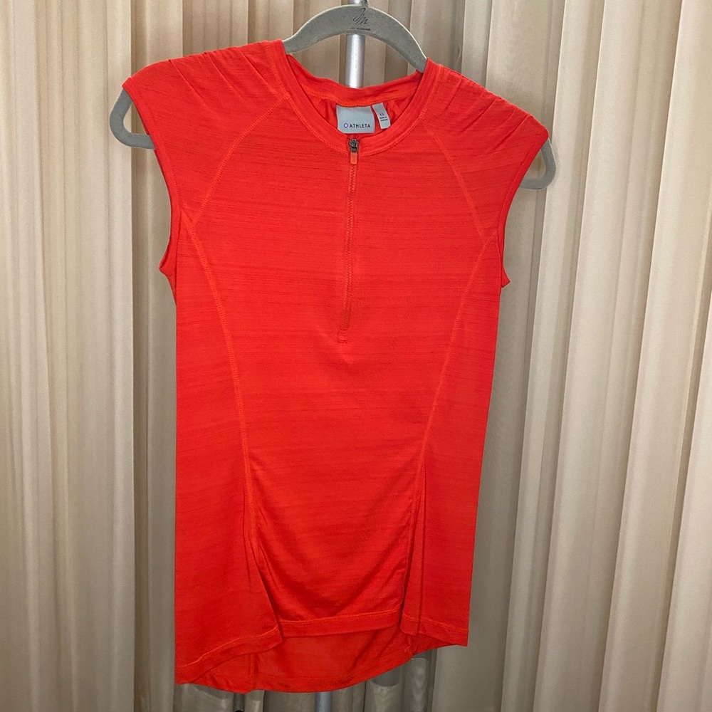 Athleta Sleeveless Top with Zipper Pocket on Back Red Size XS